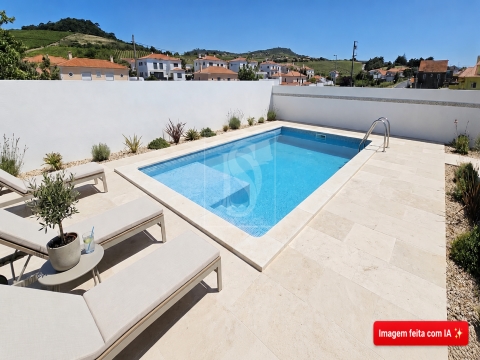 Comprar Moradia T3 Nova c/ Piscina em Arruda dos Vinhos